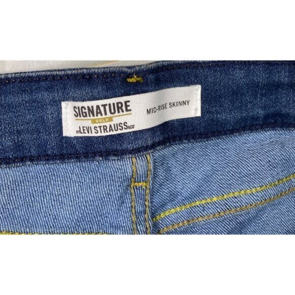 Levi’s Classic Mid-rise Skinny Jeans, NWOT, Size 16M - Picture 12 of 15